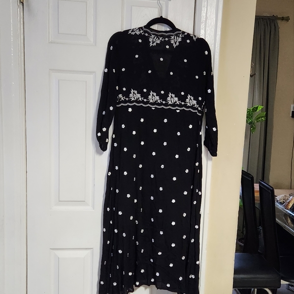 Mo Huan Yi Chu Dress - Picture 2 of 2